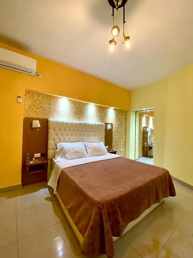 Pilo Lala Hotel Lushnje